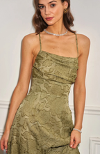 Aveline – Vestido Largo con Encaje Floral