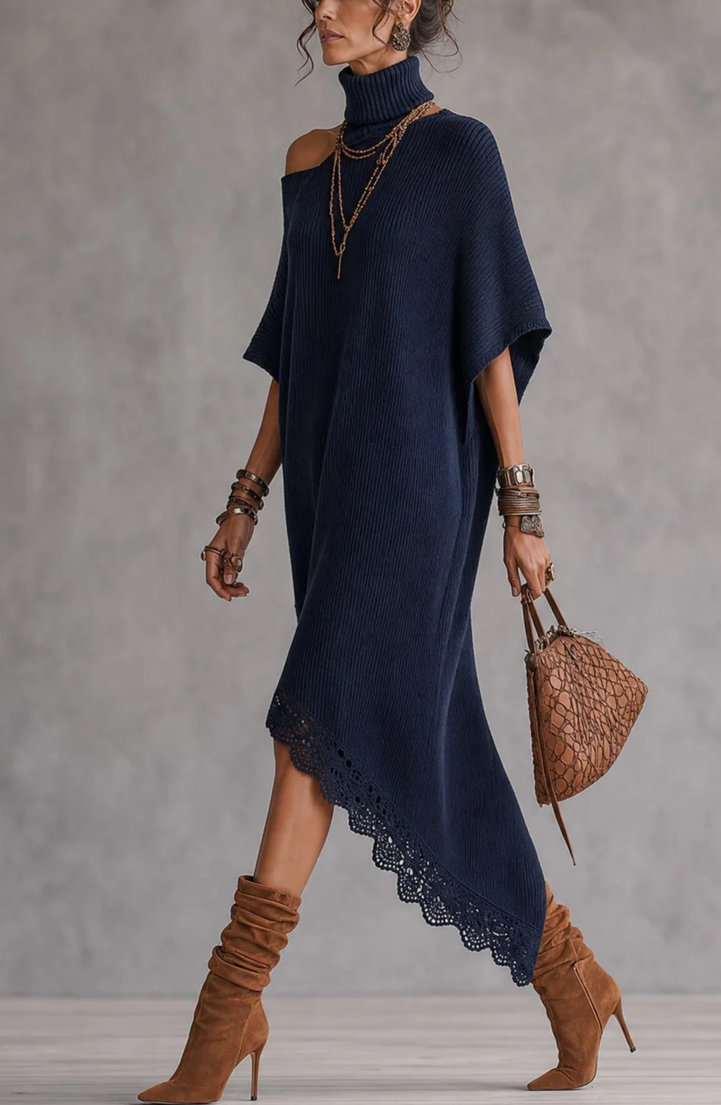 Vestido de Punto Drapeado con Cuello Alto y Hombros Descubiertos