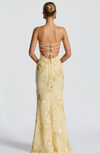 Vestido Largo Floral Entallado con Cuerpo Estilo Corsé