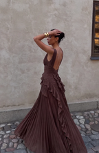 Vestido Largo Plisado con Volantes Elegantes