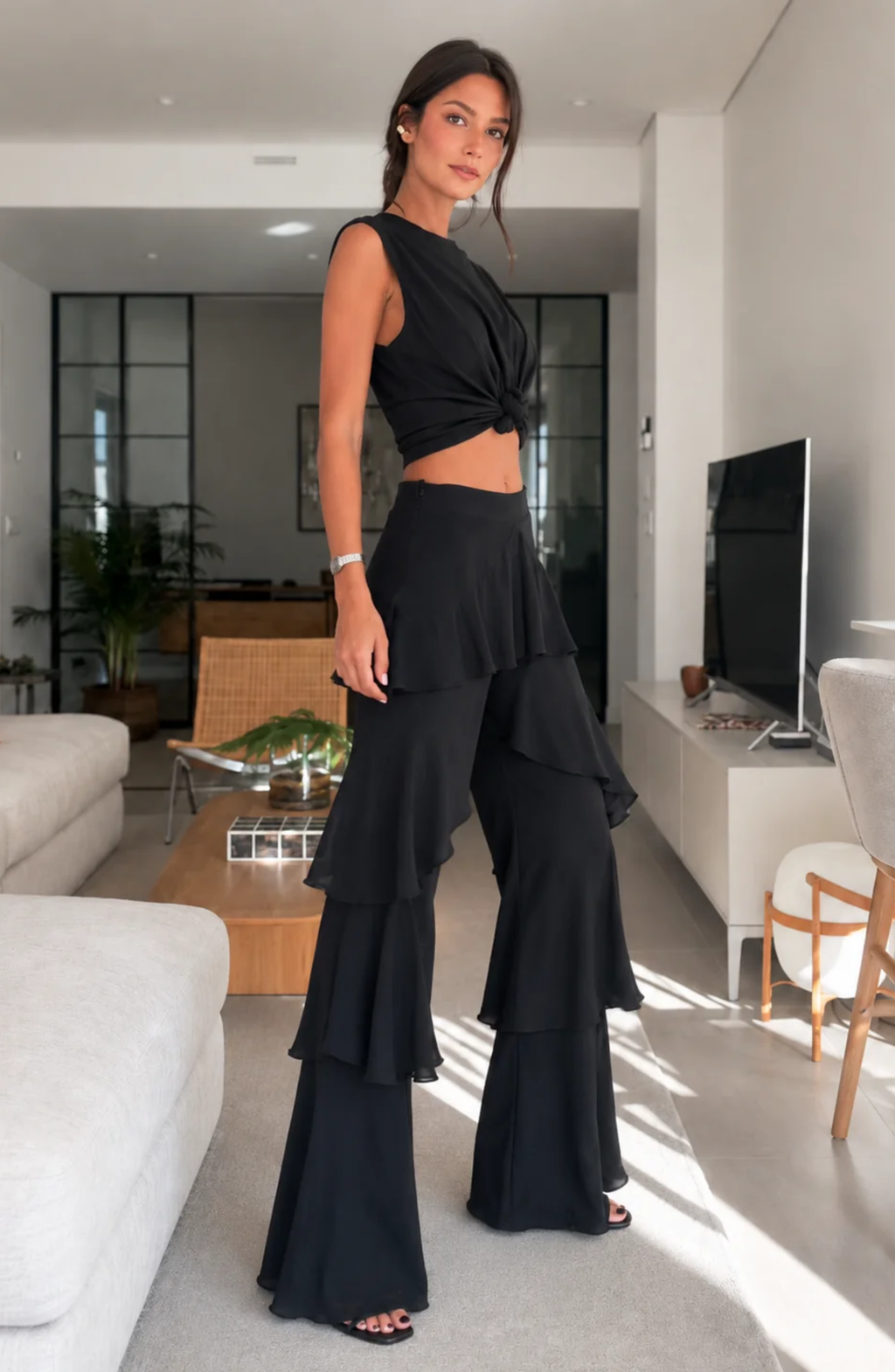 Conjunto de Top Corto y Pantalón con Volantes en Capas