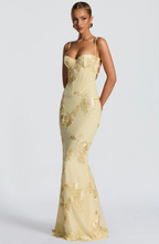 Vestido Largo Floral Entallado con Cuerpo Estilo Corsé