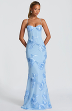 Vestido Largo Floral Entallado con Cuerpo Estilo Corsé