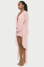 Vestido Corto Drapeado con Escote en V Profundo y Mangas Acampanadas