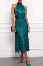 Celeste – Vestido Midi con Cuello Halter