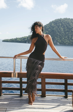 Vestido Largo de Fiesta con Cuello Halter y Detalle Cut Out